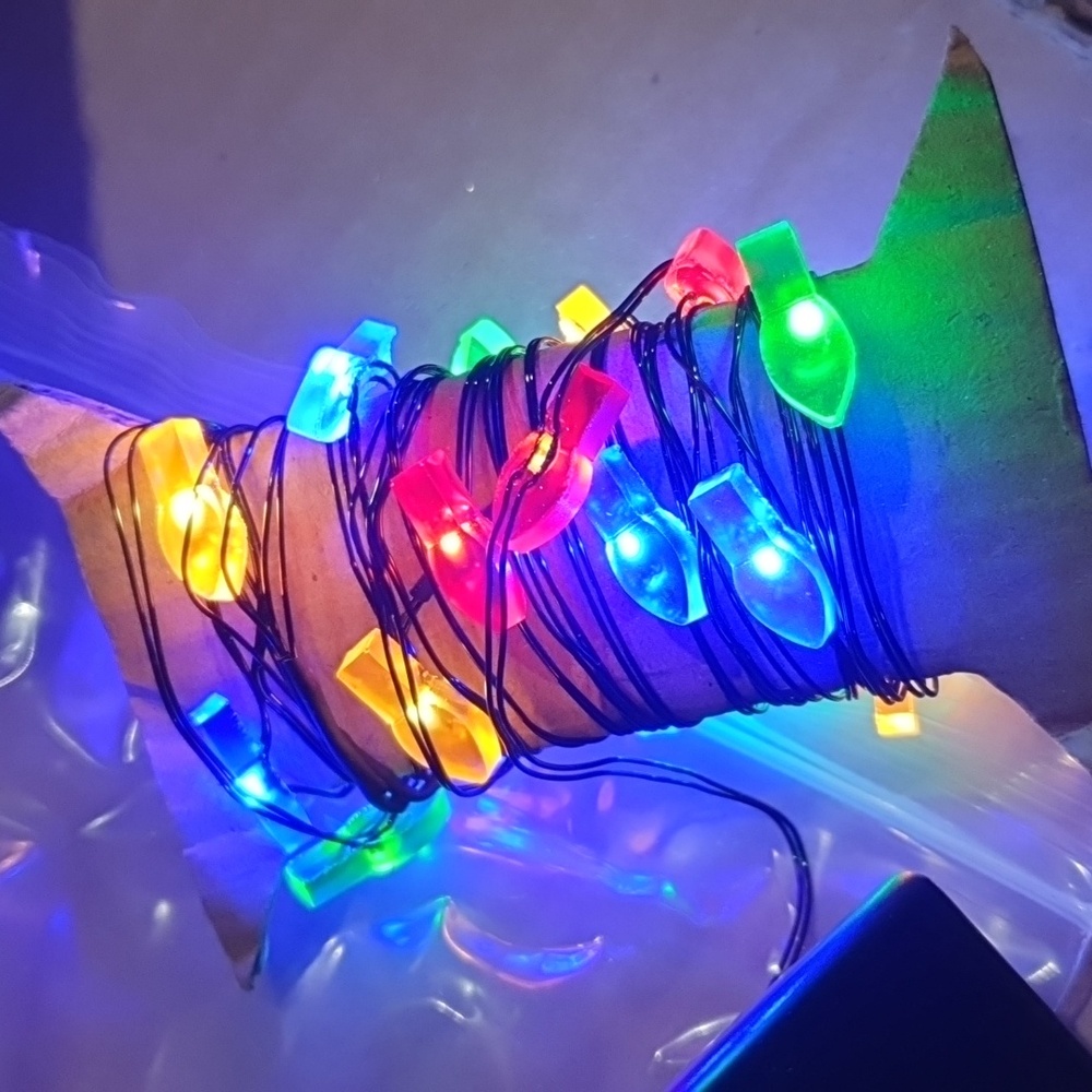 💜Multi color battery operated 8' wire lights with 20 LEDs C7 lights design Xmas